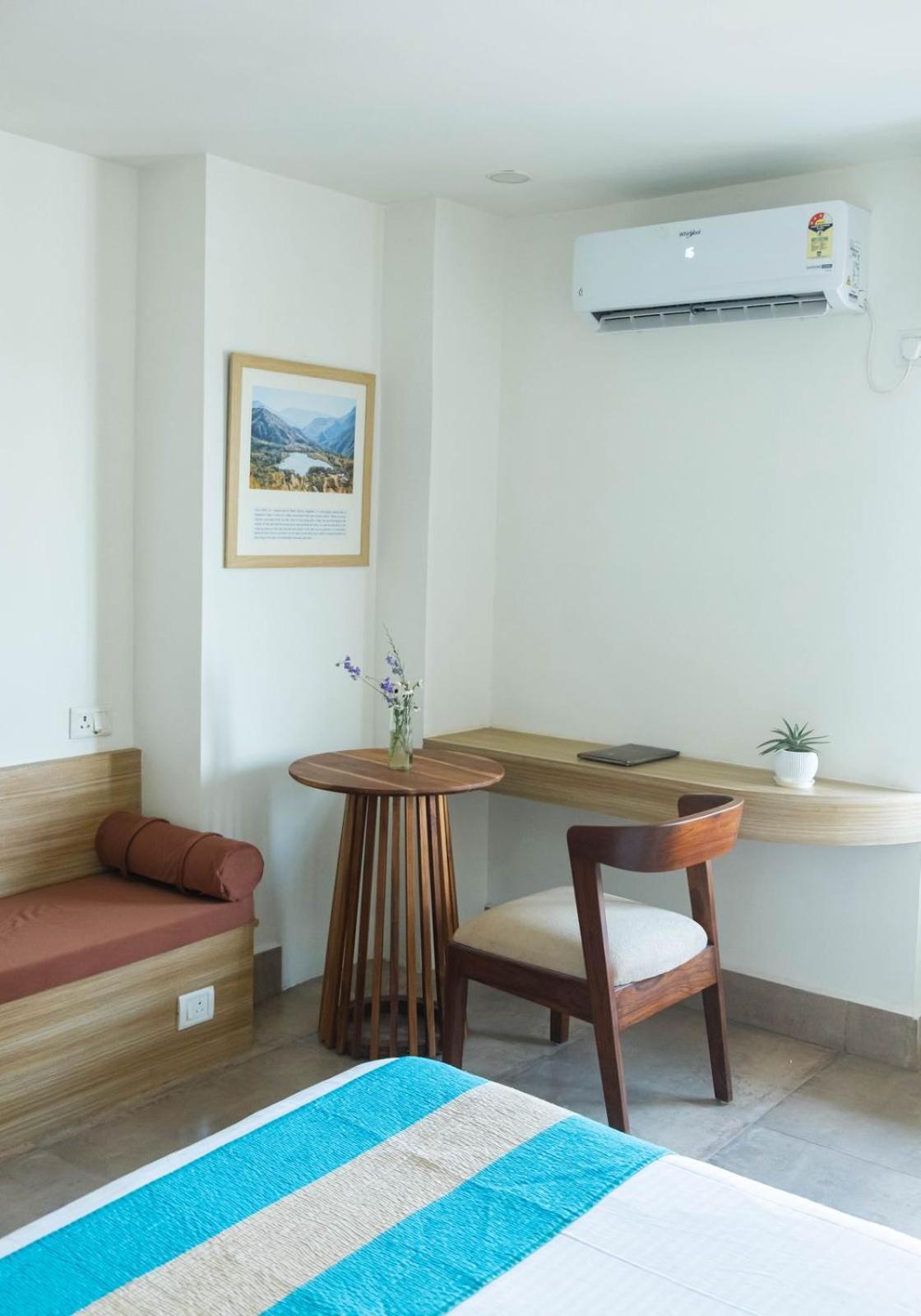 Hotel Lake Shilloi Dimāpur Εξωτερικό φωτογραφία